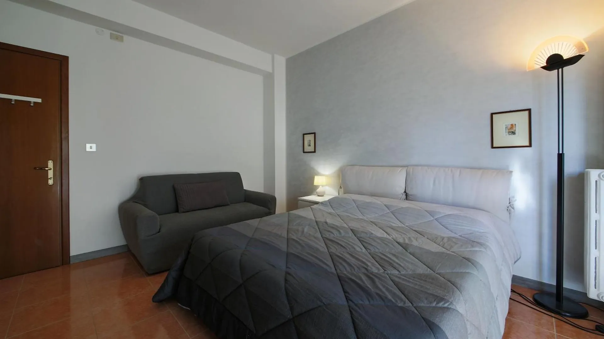 Apartment Private Parking - Family Home - 15 Min To Venice Mestre
