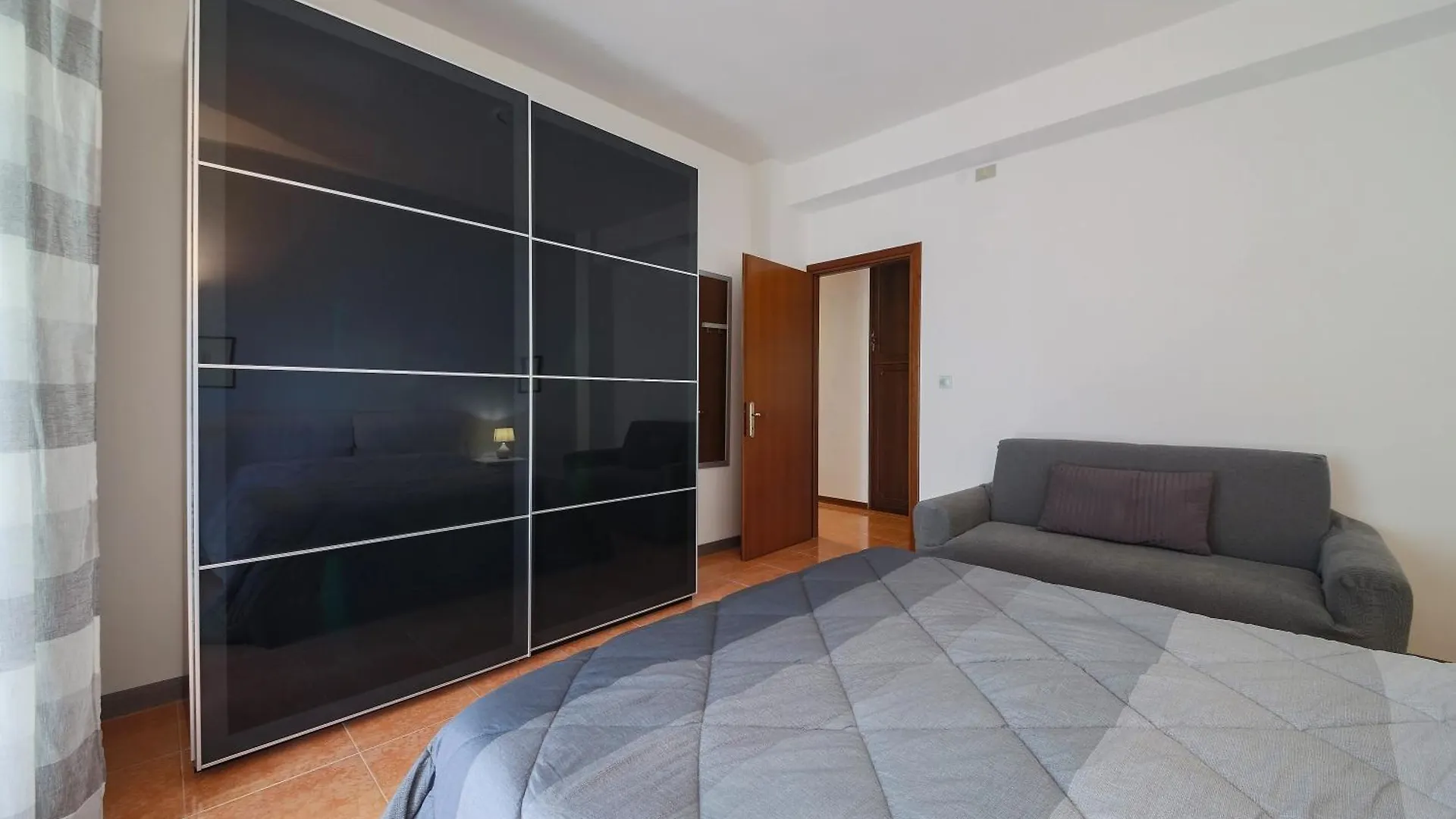 Apartment Private Parking - Family Home - 15 Min To Venice Mestre